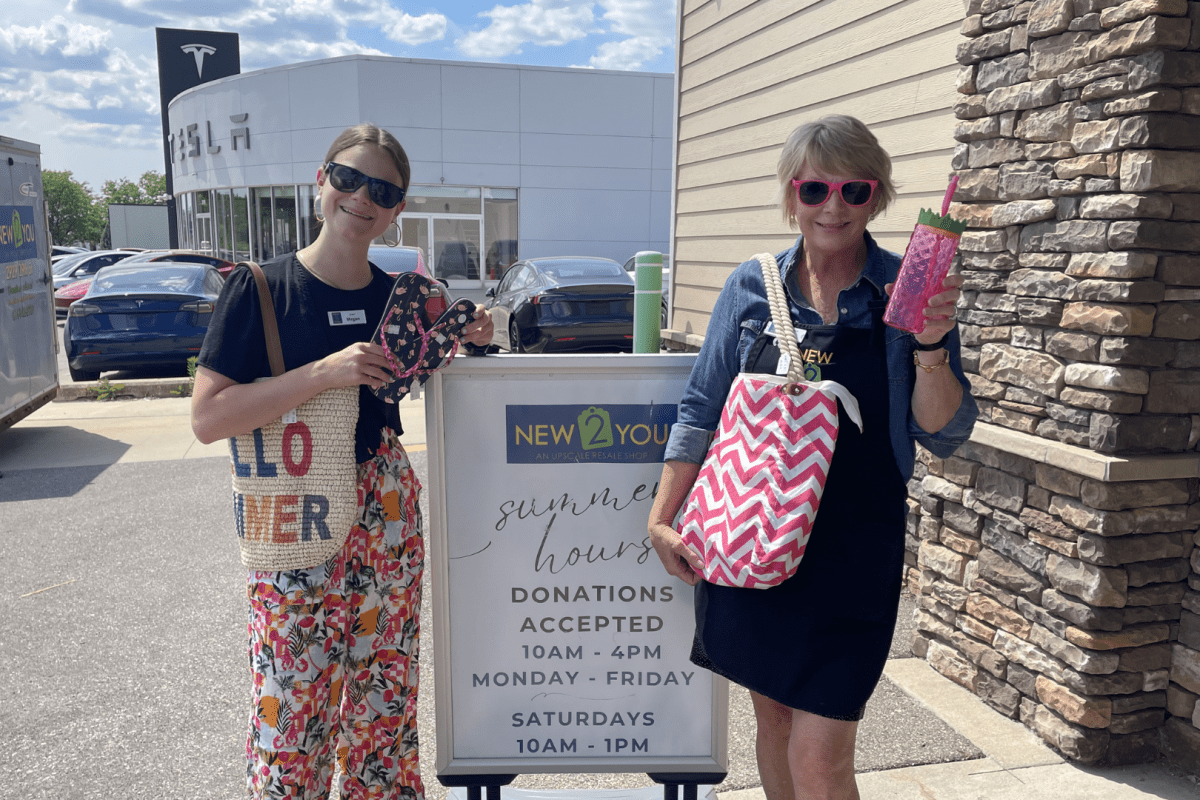 Volunteers in summer gear